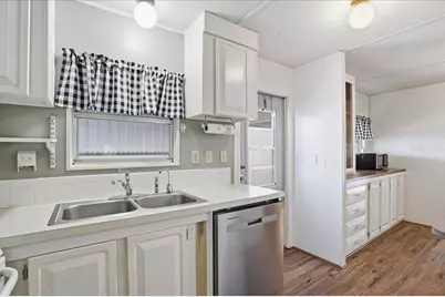 3301 Evelyn Drive, Ellenton, FL 34222 - Photo 14