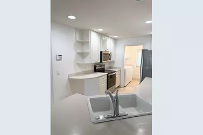 1547 Napoli Drive W, Sarasota, FL 34232 - Photo 6