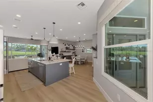 561 Fallbrook Dr, Venice, FL 34292 - Photo 12