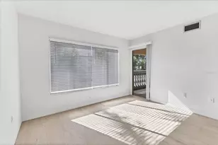 129 Tyler Dr, Sarasota, FL 34236 - Photo 10