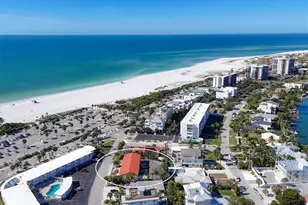 129 Tyler Dr, Sarasota, FL 34236 - Photo 2