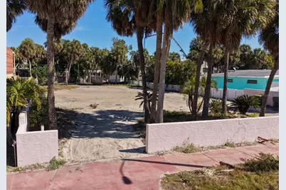 130 N Blvd Of The Presidents, Sarasota, FL 34236 - Photo 12