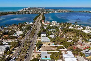 130 N Boulevard of the Presidents, Sarasota, FL 34236 - Photo 2