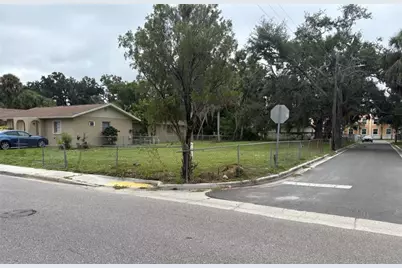 1626 22nd Street, Sarasota, FL 34234 - Photo 2