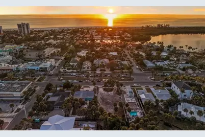 130 N Blvd Of The Presidents, Sarasota, FL 34236 - Photo 30