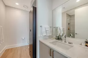 540 N Tamiami Trl, Sarasota, FL 34236 - Photo 18