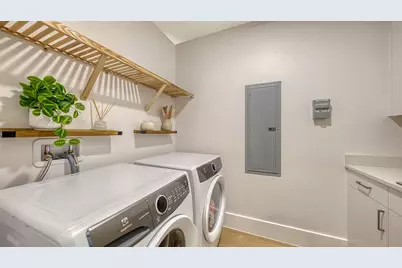 540 N Tamiami Trail #701, Sarasota, FL 34236 - Photo 20