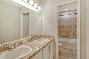 1262 Grantham Dr, Sarasota, FL 34234 - Photo 30