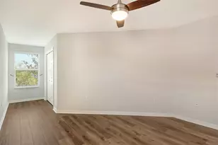 1262 Grantham Dr, Sarasota, FL 34234 - Photo 28