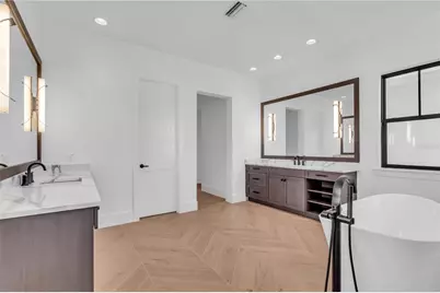 7125 Westmoreland Drive, Sarasota, FL 34243 - Photo 20