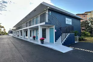 1860 Phillippi Shores Dr, Sarasota, FL 34231 - Photo 16