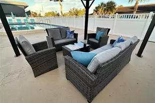 1860 Phillippi Shores Dr, Sarasota, FL 34231 - Photo 12