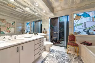 6976 Country Lakes Cir, Sarasota, FL 34243 - Photo 18