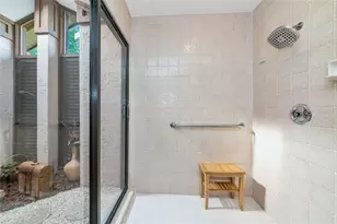 6976 Country Lakes Cir, Sarasota, FL 34243 - Photo 22