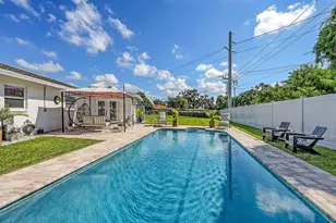 6717 Roxbury Dr, Sarasota, FL 34231 - Photo 38