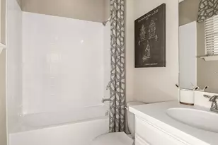 8568 Snowfall St, Sarasota, FL 34241 - Photo 18