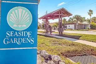 34 Seaside Ct, Holmes Beach, FL 34217 - Photo 54