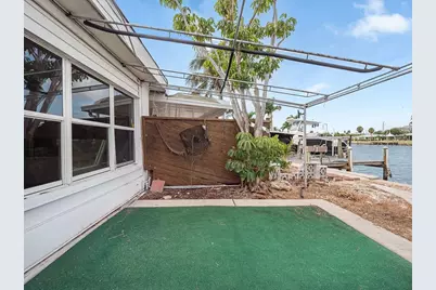 34 Seaside Court, Holmes Beach, FL 34217 - Photo 52