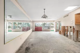 34 Seaside Ct, Holmes Beach, FL 34217 - Photo 18