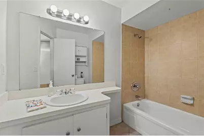 4848 Camphor Avenue, Sarasota, FL 34231 - Photo 22