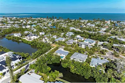 115 Los Cedros Drive, Anna Maria, FL 34216 - Photo 16