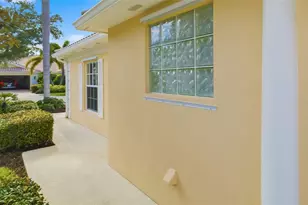 5575 Modena Pl, Sarasota, FL 34238 - Photo 4