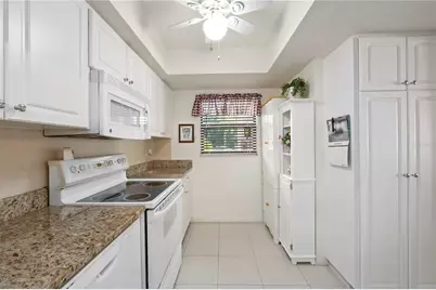 2756 Clubhouse Drive #101, Sarasota, FL 34232 - Photo 12