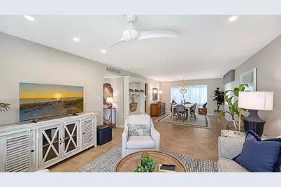 576 Sutton Place, Longboat Key, FL 34228 - Photo 10