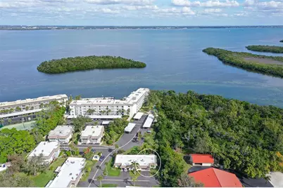 576 Sutton Place, Longboat Key, FL 34228 - Photo 1
