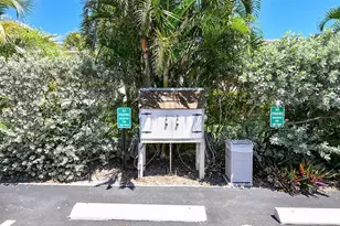 576 Sutton Pl, Longboat Key, FL 34228 - Photo 46