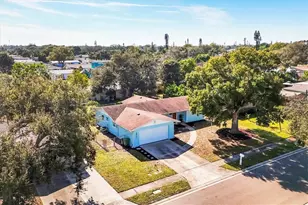 2813 21st Ave W, Bradenton, FL 34205 - Photo 6