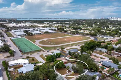 2417 Parson Lane, Sarasota, FL 34239 - Photo 30