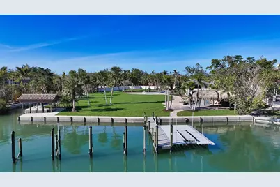 620 Freeling Drive, Sarasota, FL 34242 - Photo 12