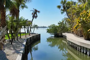 684 Freeling Dr, Sarasota, FL 34242 - Photo 20