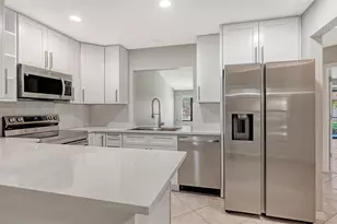 3711 Pinecone Ct, Sarasota, FL 34238 - Photo 6