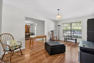 750 Caliente Dr, Brandon, FL 33511 - Photo 10