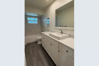 4030 Asbury Place, Sarasota, FL 34233 - Photo 8