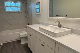 4030 Asbury Pl, Sarasota, FL 34233 - Photo 8