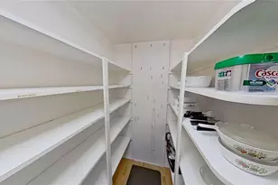 3016 Tanglewood Dr, Sarasota, FL 34239 - Photo 22