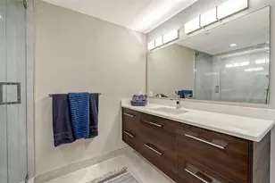 545 Sanctuary Dr, Longboat Key, FL 34228 - Photo 20