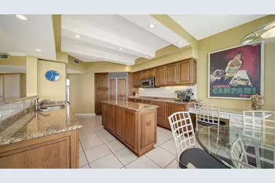 545 Sanctuary Drive #B506, Longboat Key, FL 34228 - Photo 10