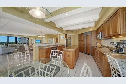 545 Sanctuary Drive #B506, Longboat Key, FL 34228 - Photo 10