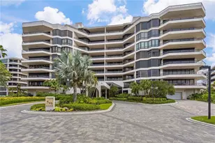 545 Sanctuary Dr, Longboat Key, FL 34228 - Photo 2