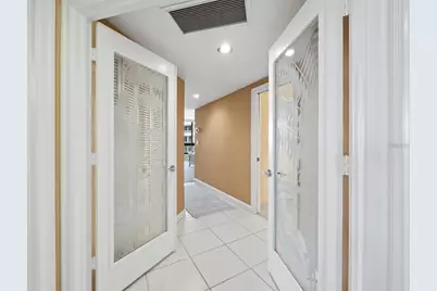 545 Sanctuary Drive #B506, Longboat Key, FL 34228 - Photo 14