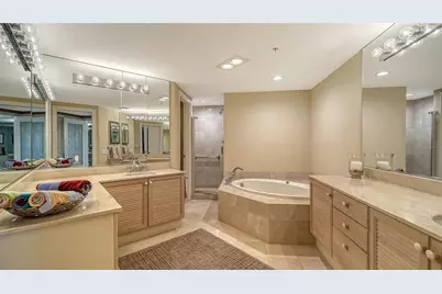 545 Sanctuary Drive #B506, Longboat Key, FL 34228 - Photo 16