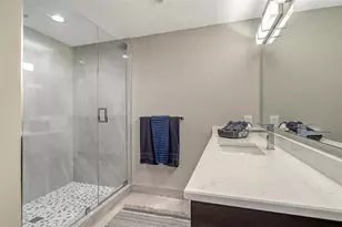 545 Sanctuary Dr, Longboat Key, FL 34228 - Photo 18