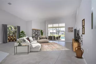 9590 Knightsbridge Cir, Sarasota, FL 34238 - Photo 8