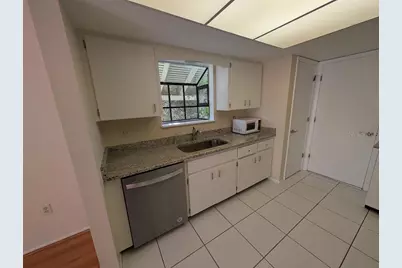 1413 Strada D Argento, Venice, FL 34292 - Photo 10