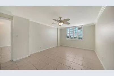 101 S Gulfstream Avenue #5J, Sarasota, FL 34236 - Photo 18