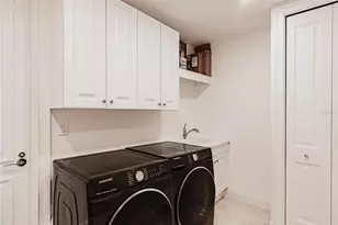 1300 Benjamin Franklin Dr, Sarasota, FL 34236 - Photo 46